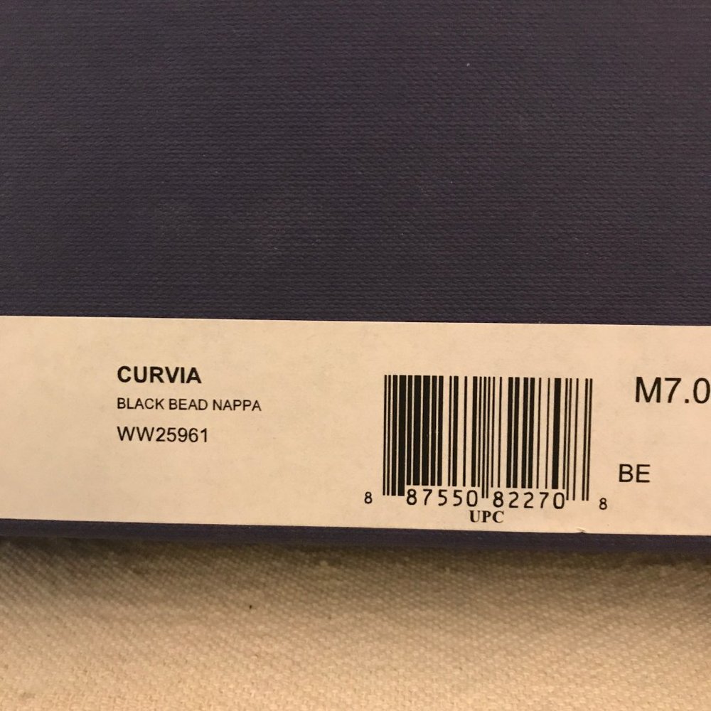NEW STUART WEITZMAN Curvia Black Bead Nappa Heel US 7M - Picture 6 of 8